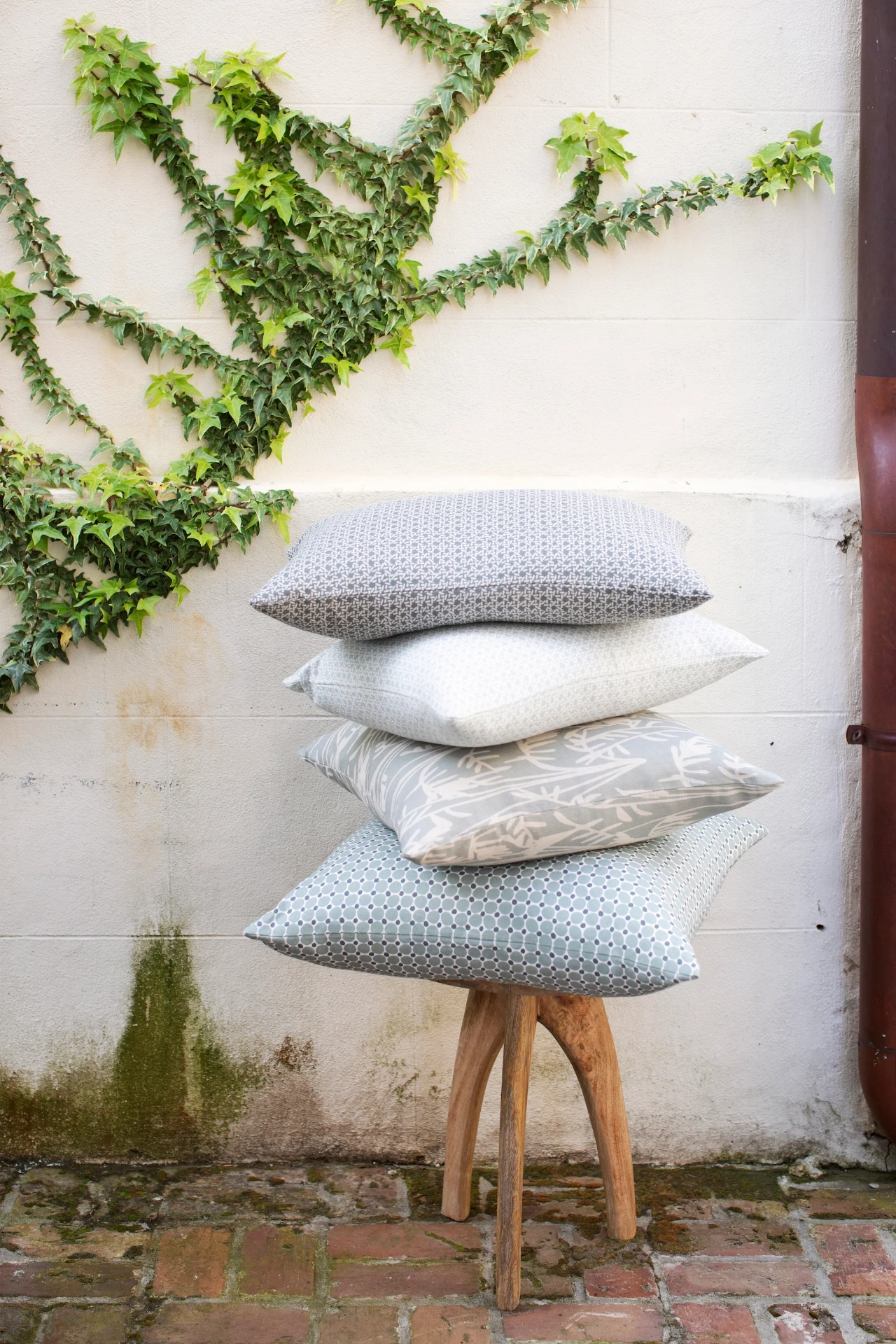 Premium pillows in the Charleston Collection